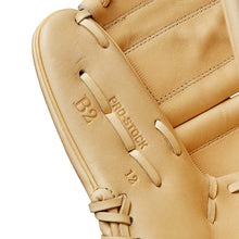 2024 Wilson Glove Day Series Blonde A2000 B2 12” Pitcher’s Baseball Glove