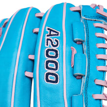 Wilson A2000 D25 12.25" Winter Collection Pitcher’s Glove